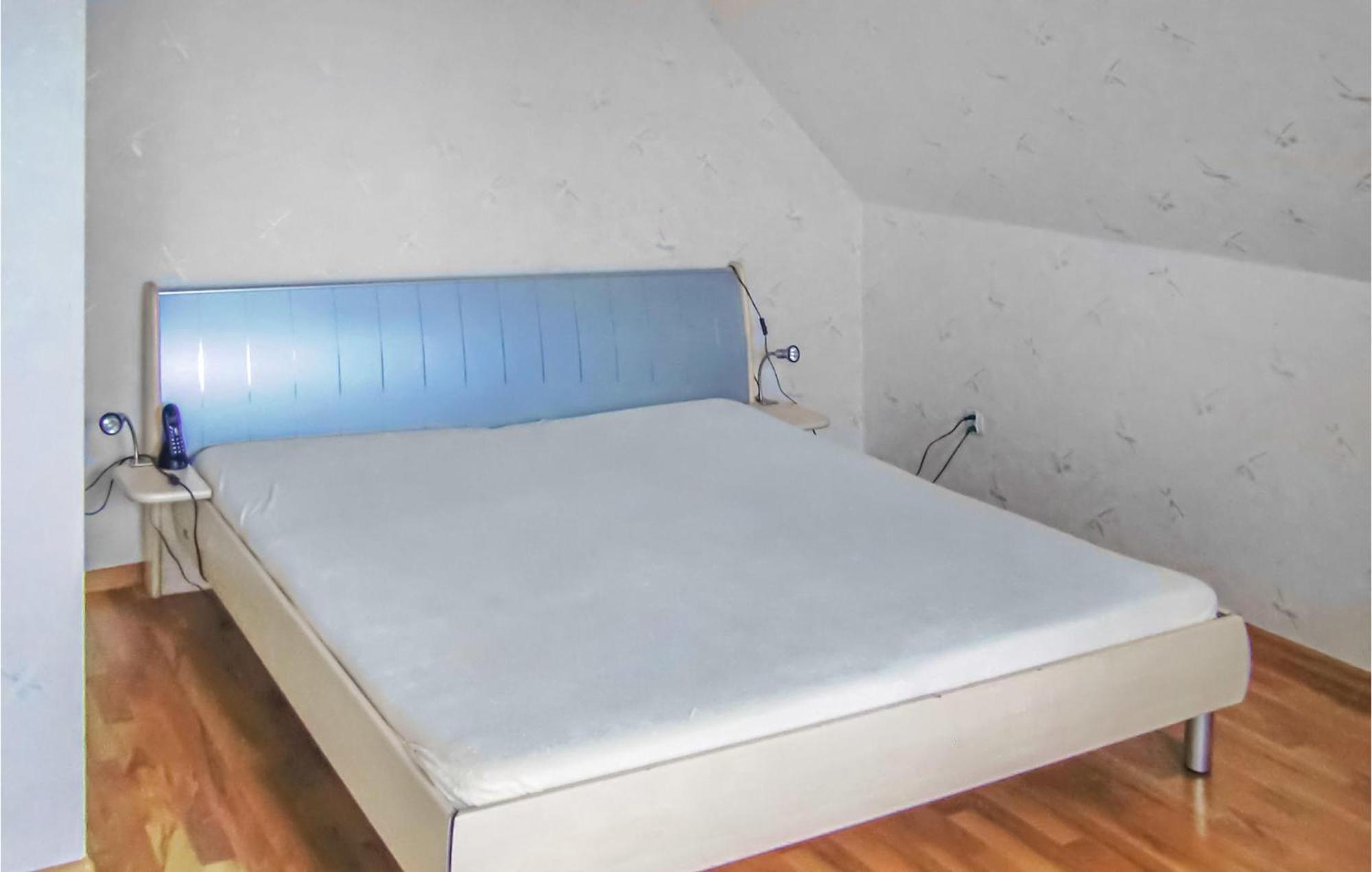 Amazing Home In Kolczewo With Sauna 외부 사진